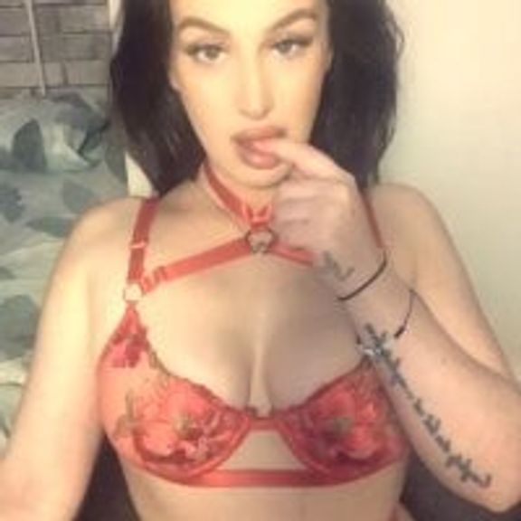 MissBeeX