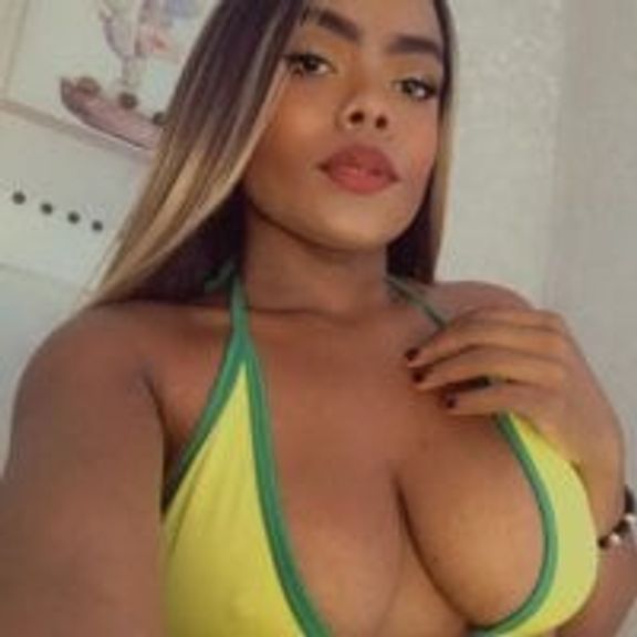 nahomi_lil