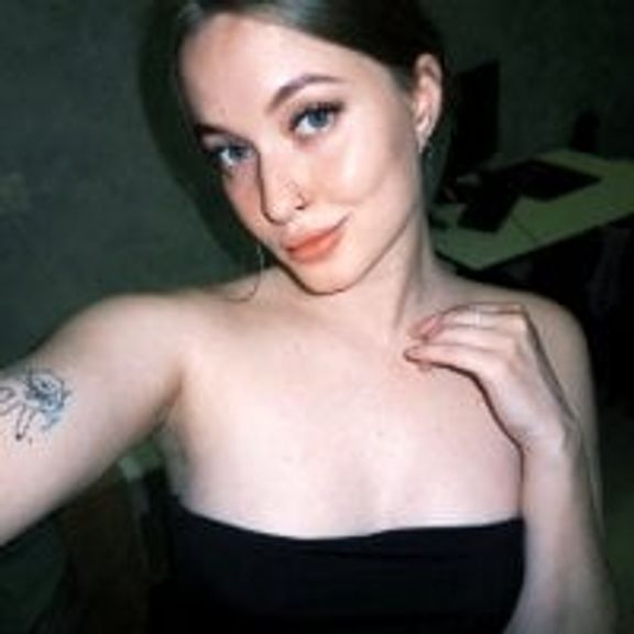 Eva_Haris