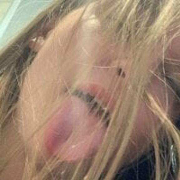 blondefun3818
