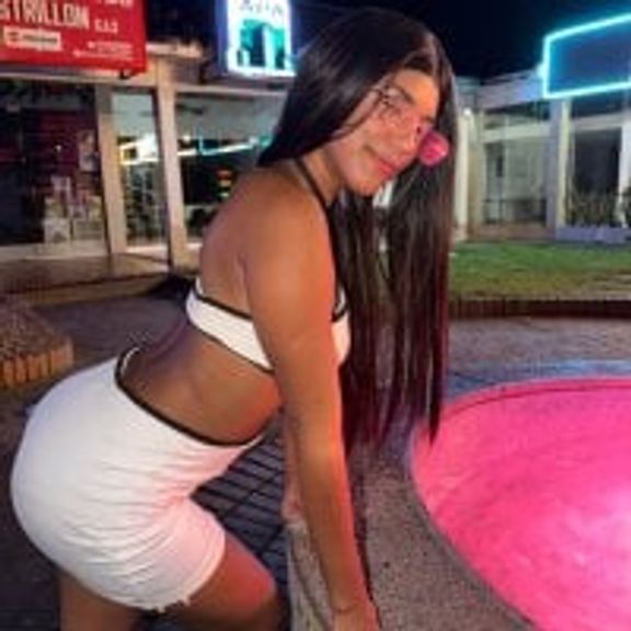 Brunette_Latinas