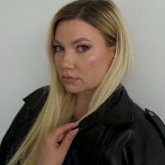 Barby_Kiss