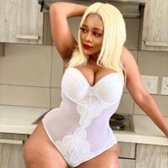 CurvyGod01