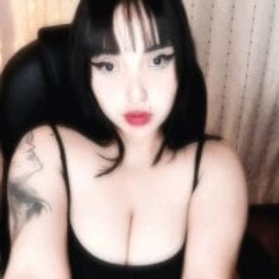 AmberGoddess_