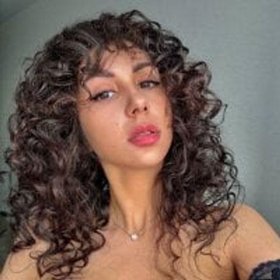 curly_jade