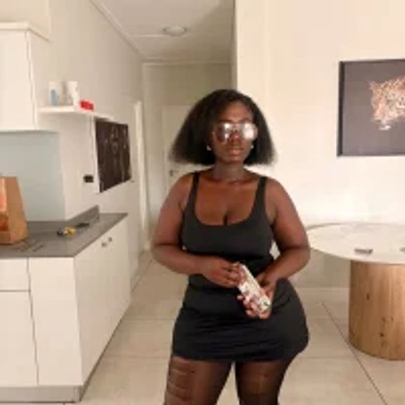 ThickCurvyMamasita