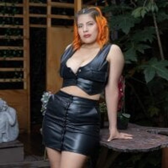 CurvyJulieth