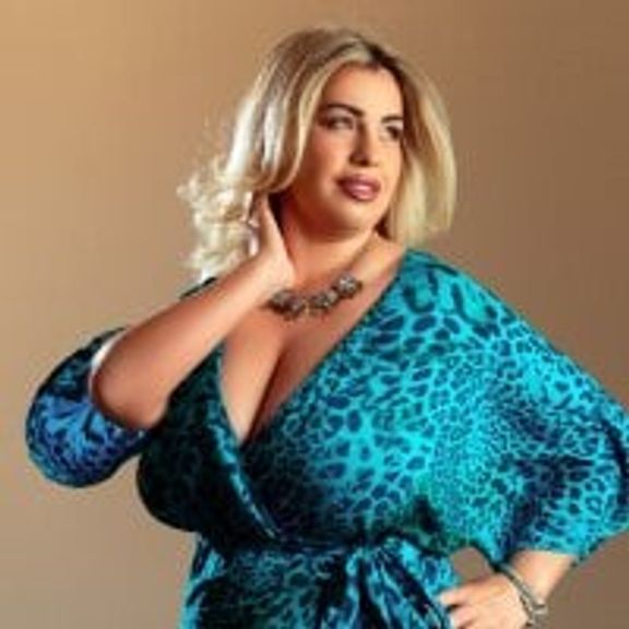 BustyGizelle