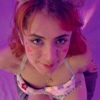 sarah_lovesu