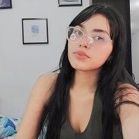 miakhalifa_latin