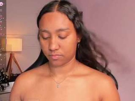 QUEEN BOOBS
