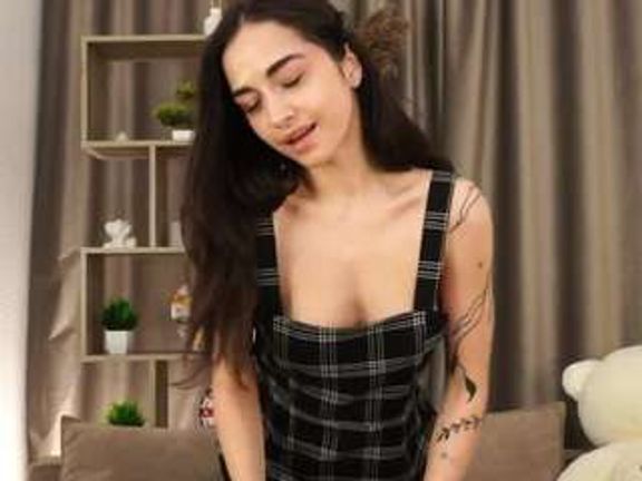 MiaPerry