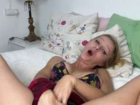 hornygirl1473