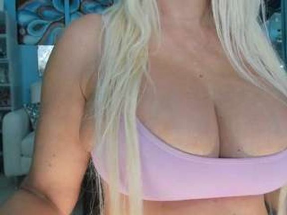 adrianna777