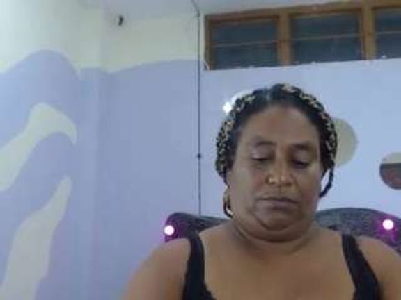 sweet-SharonLie