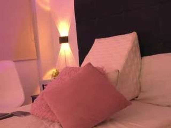 Chloe-Cherry21