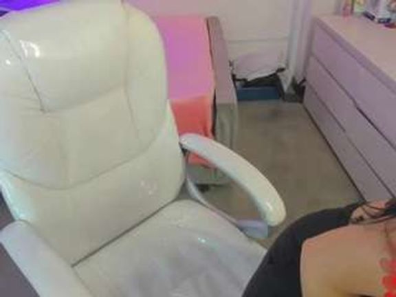 Niicole-Fox2