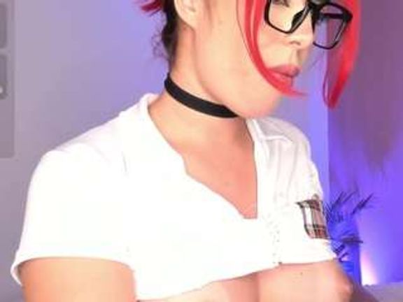 Powergirl Gwen