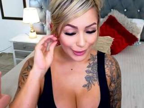 mia-hott