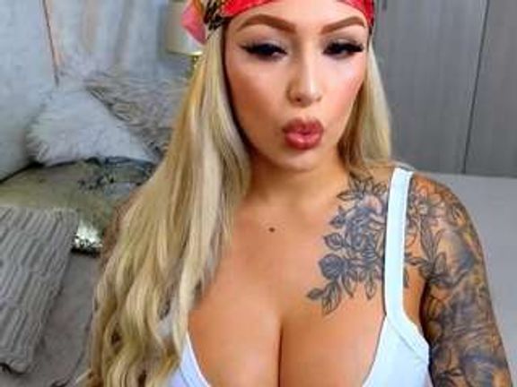 mia-hott
