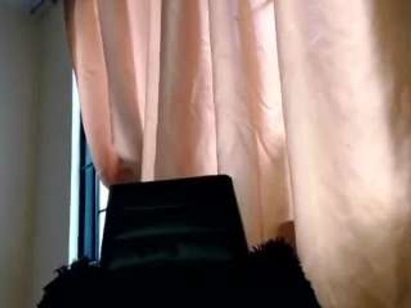 rubia_oficialmilf