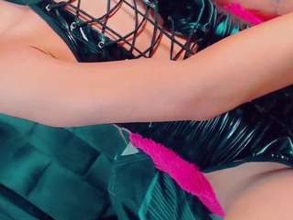 KataleyaBigCock