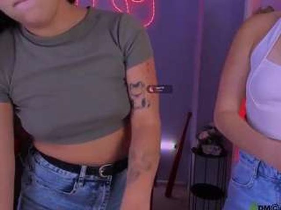 kiki-swan