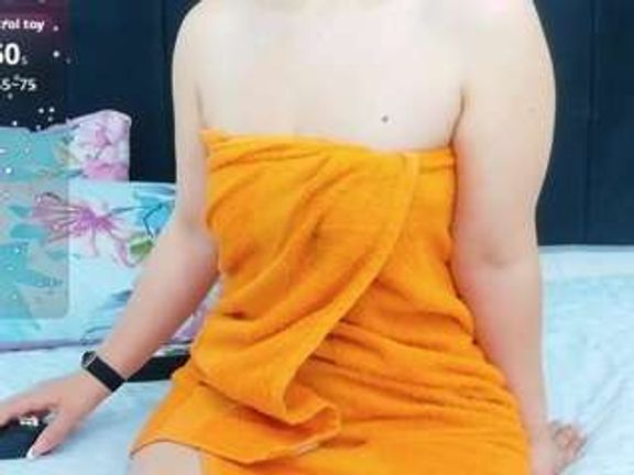 hornybarelylegalgirl