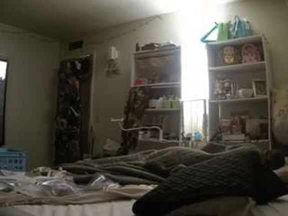 voyeurcam freakyfeline 01