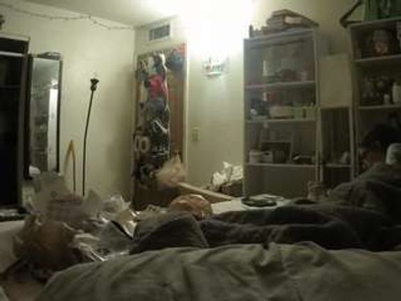 voyeurcam freakyfeline 01