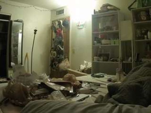 voyeurcam freakyfeline 01