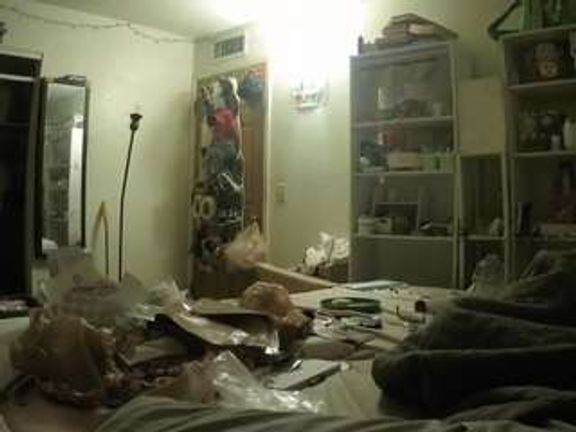 voyeurcam freakyfeline 01