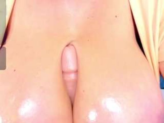 desirehugeboobs
