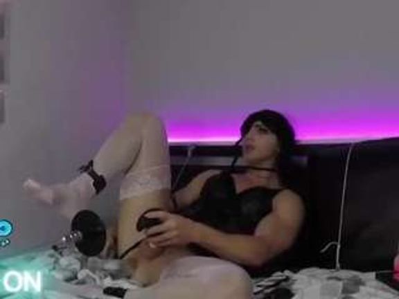 KinkyCaden