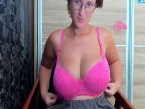 curvyjules