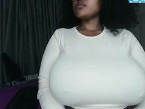 Bustygoddess32