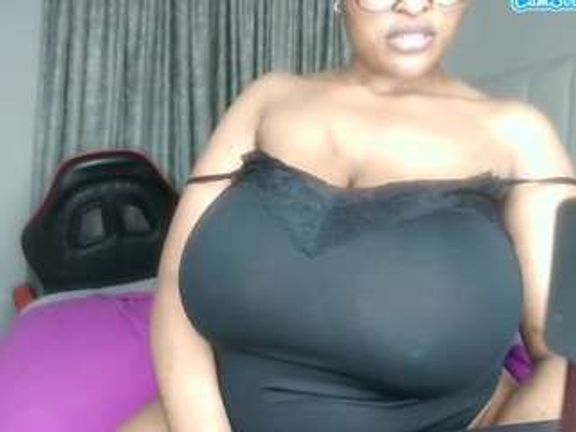 Bustygoddess32