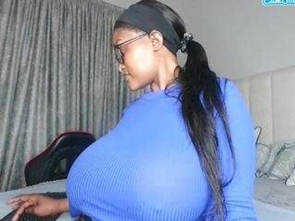 Bustygoddess32