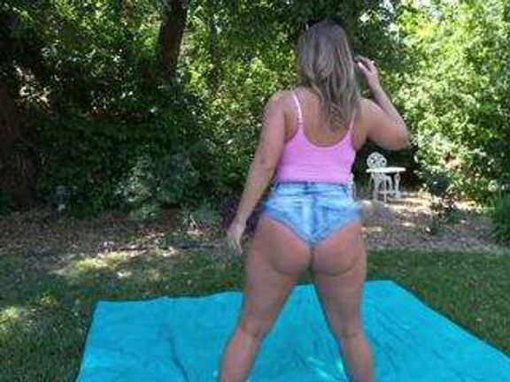 Candice Dare