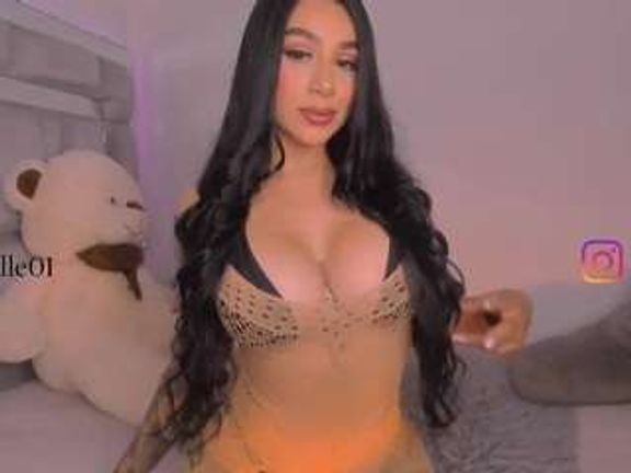 Lana Belle