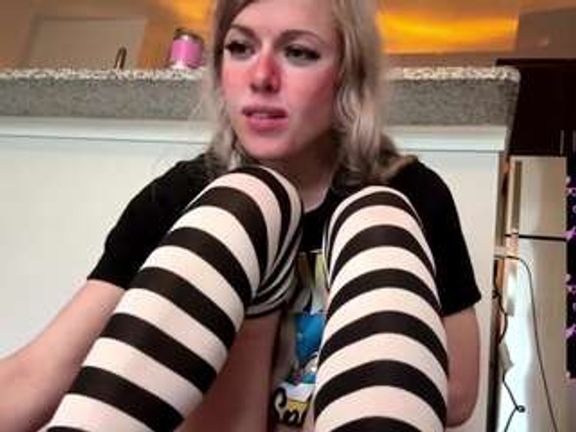 Laura Tate