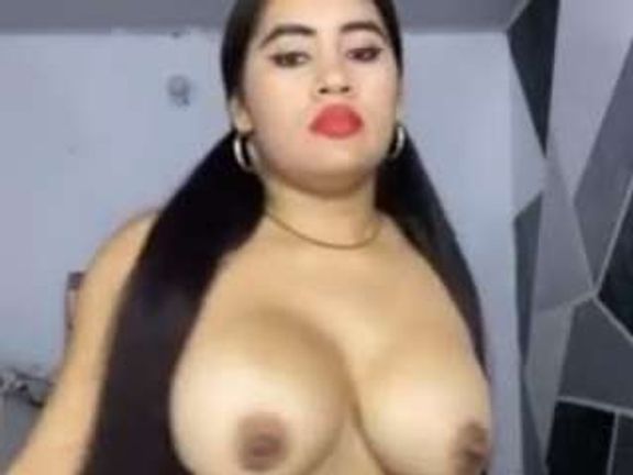 BigBoobsElasticLegs