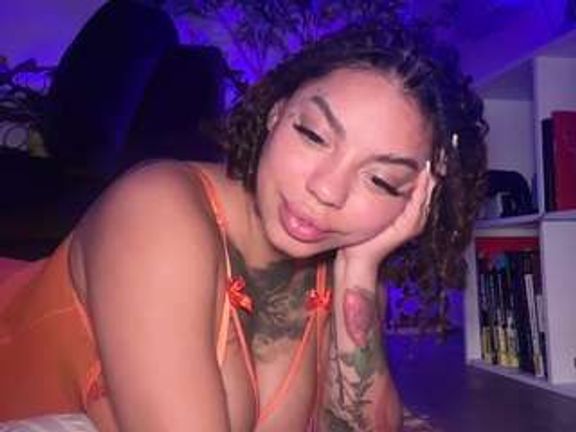 mariaa-skyy