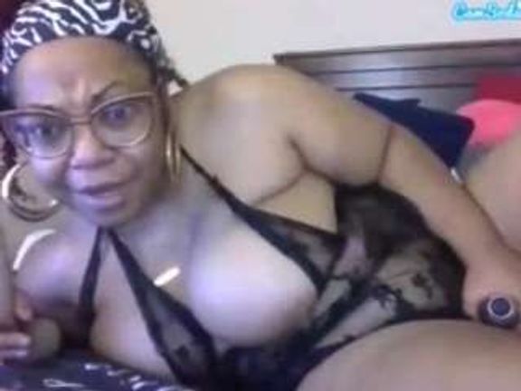Brownroundrenee01