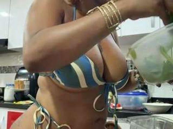 Nia Harriss