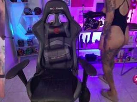 alesyahampton