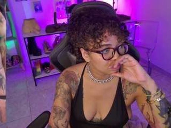 alesyahampton
