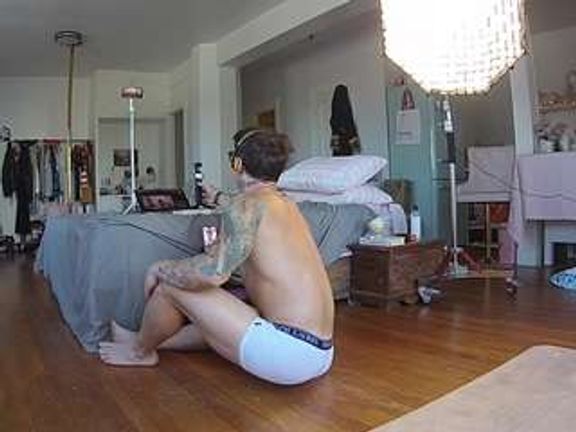 voyeurcam-celticiron-02
