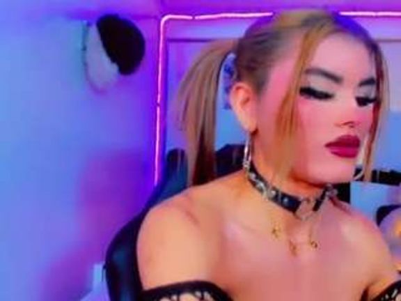 chloe-hot-xxx