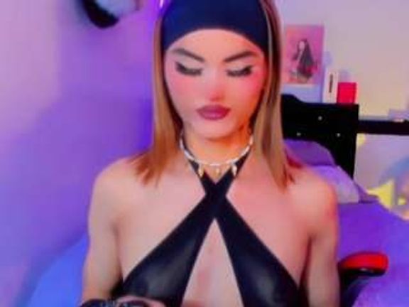 chloe-hot-xxx